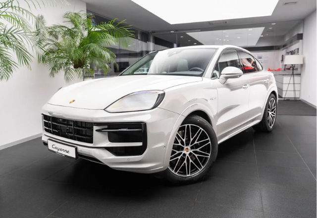 Porsche Cayenne S E-Hybrid PHEV Black Edition