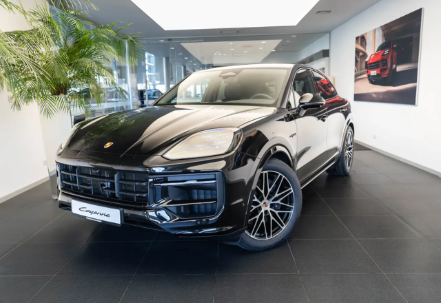 Porsche Cayenne Black Edition