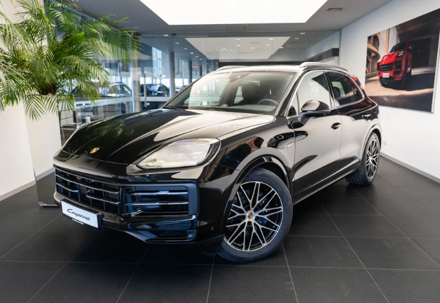 2025 Porsche Cayenne E-Hybrid
