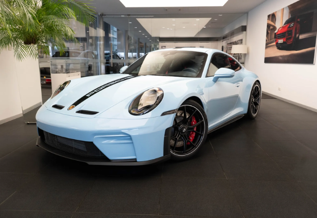 911 GT3 z pakietem Touring