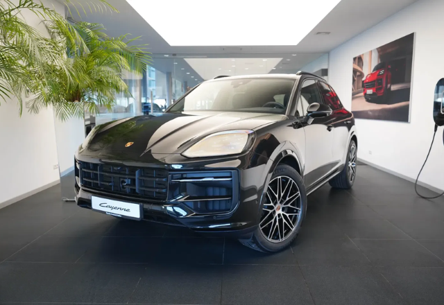 Porsche Cayenne Black Edition