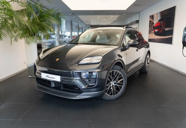 2026 Porsche Macan