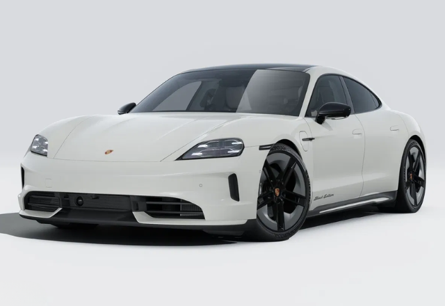 Porsche Taycan 4