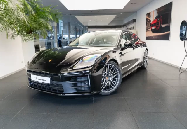 Porsche Panamera 4 E-Hybrid PHEV