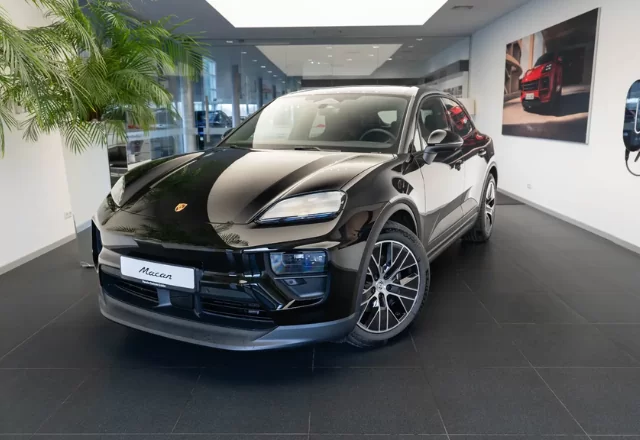 2025 Porsche Macan